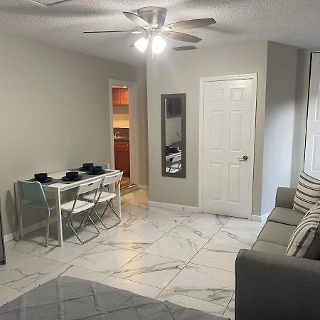 Adorable Suite In Tampa. Esterno foto