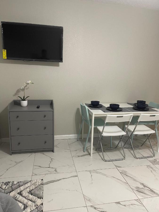Adorable Suite In Tampa. Esterno foto